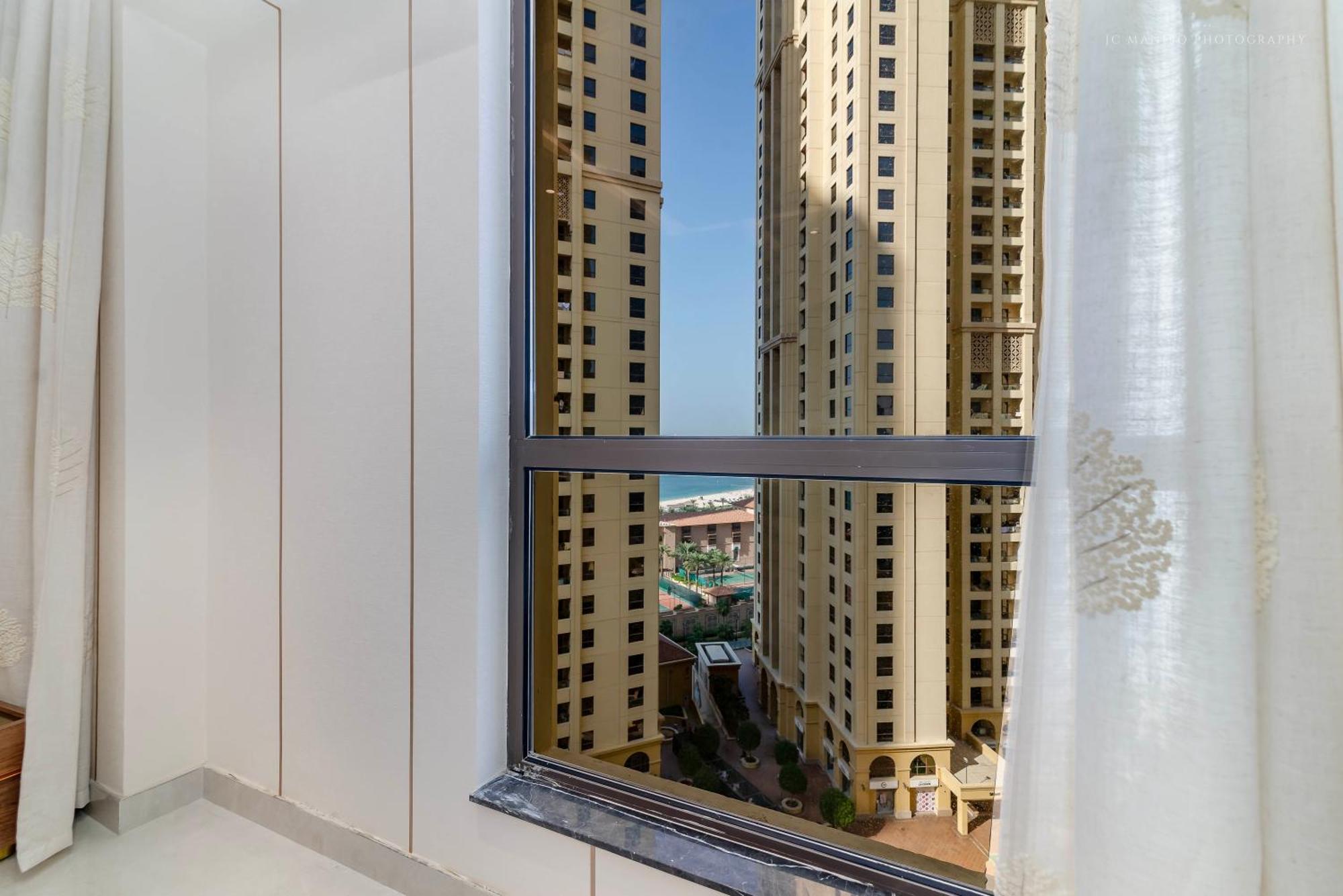 Usmans 4Bdrm Jbr Sadaf Next To Ritz Carlton Walk Apartment ดูไบ ภายนอก รูปภาพ